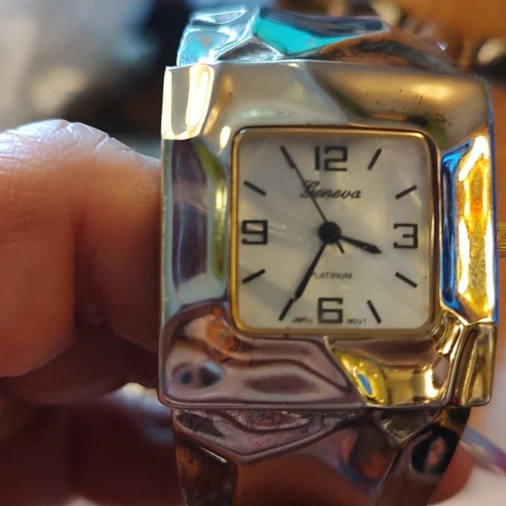 Geneva Two-Tone Cuff Watch - Picture 4 of 8